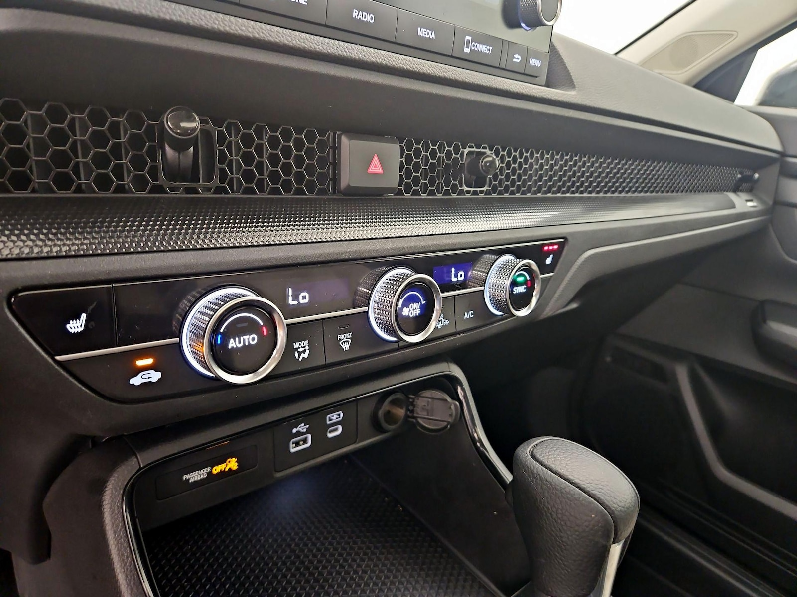 2025 Honda CR-V EX - Photo 17