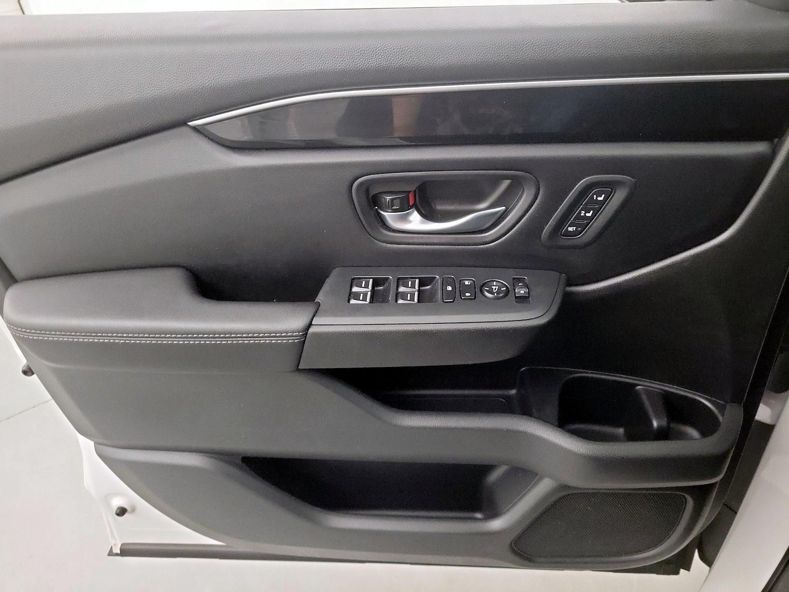 2025 Honda Pilot EX-L - Photo 13