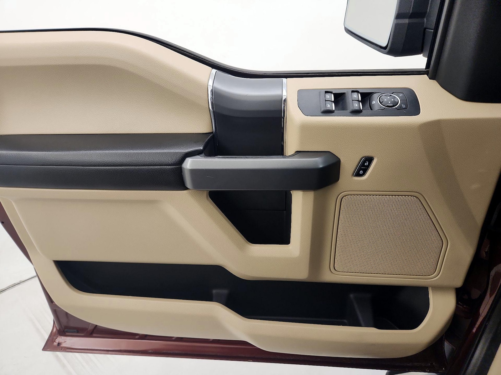 2016 Ford F-150 XLT - Photo 13