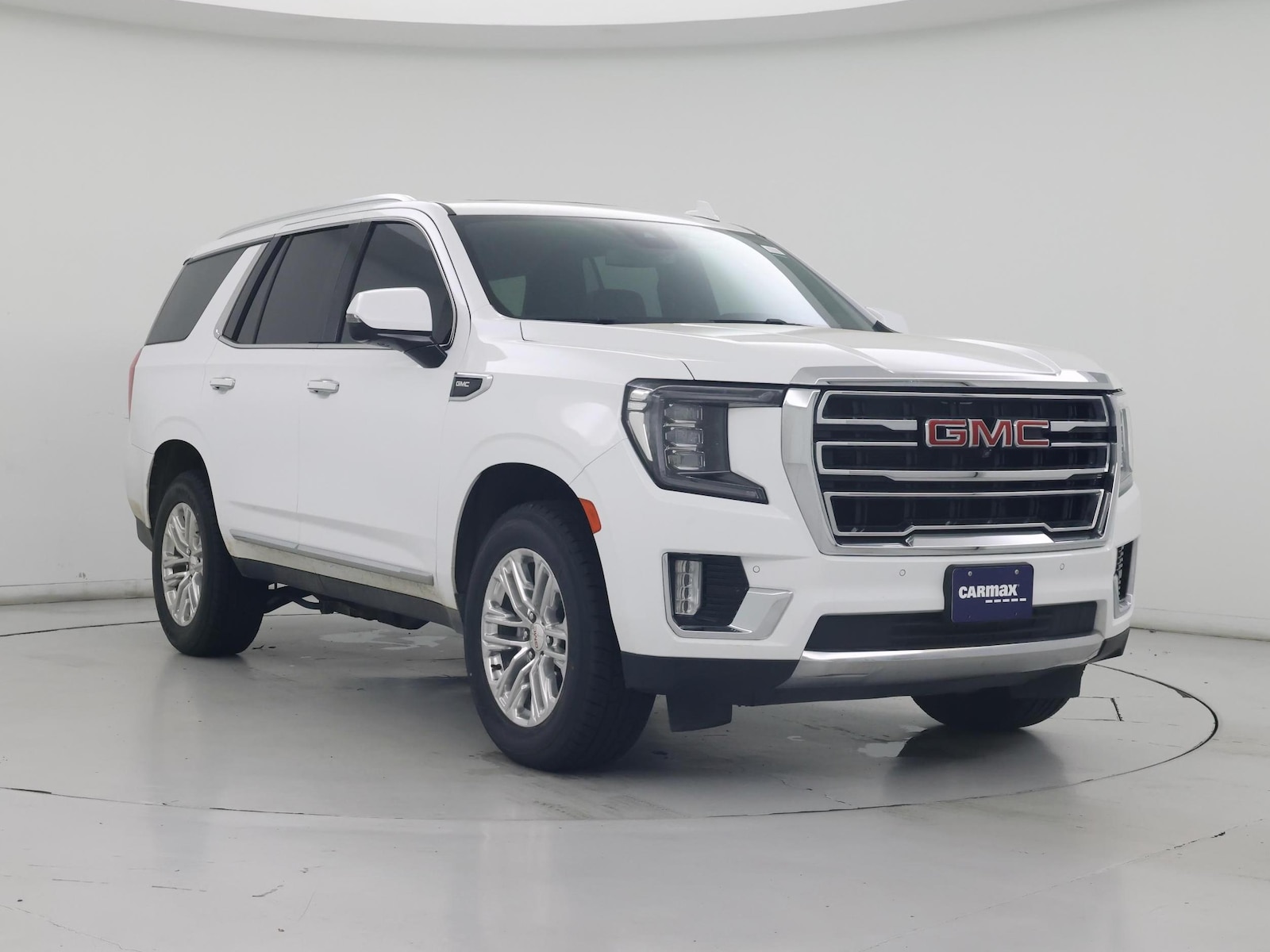 2023 GMC Yukon SLT - Photo 2