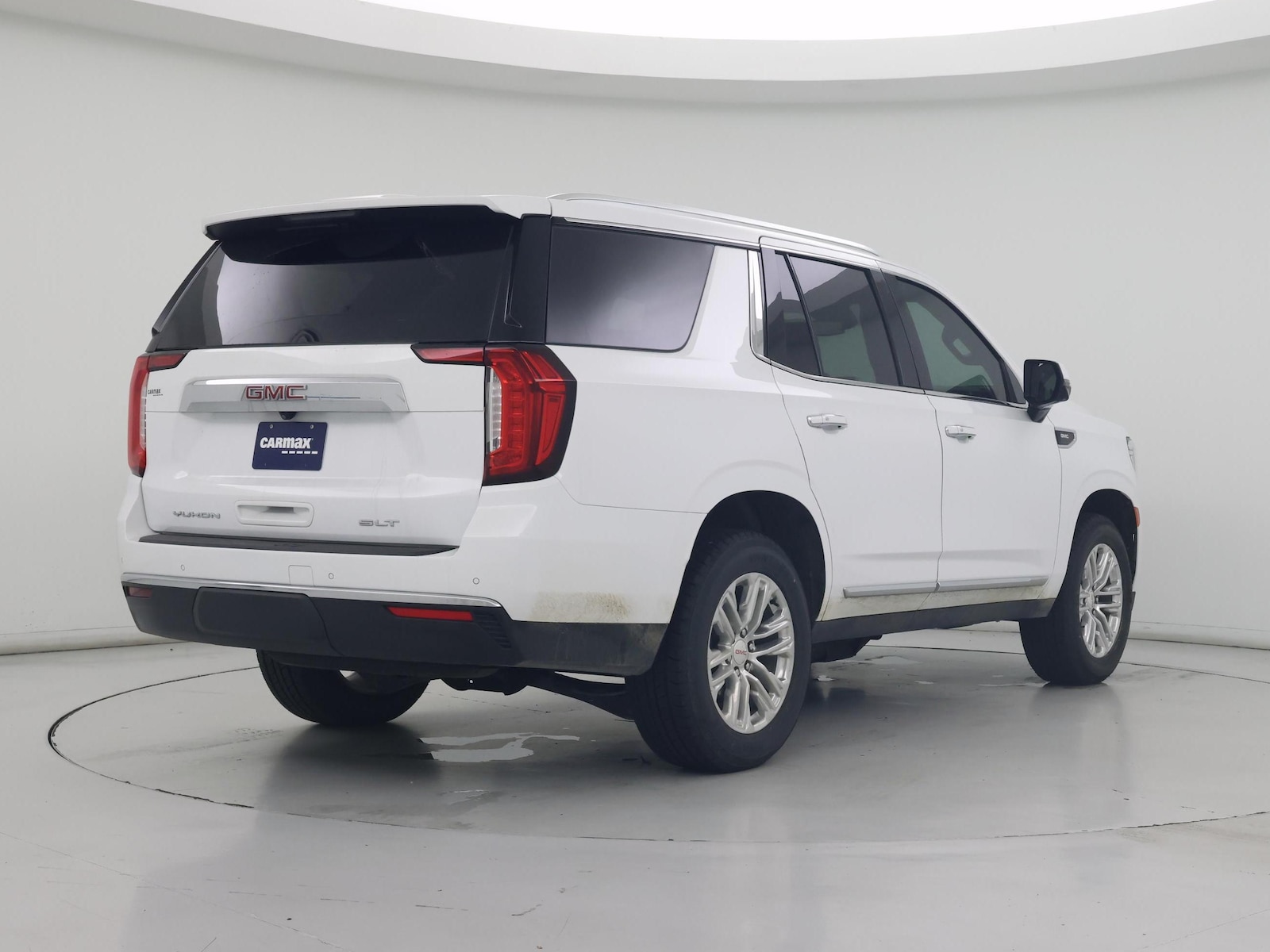 2023 GMC Yukon SLT - Photo 9