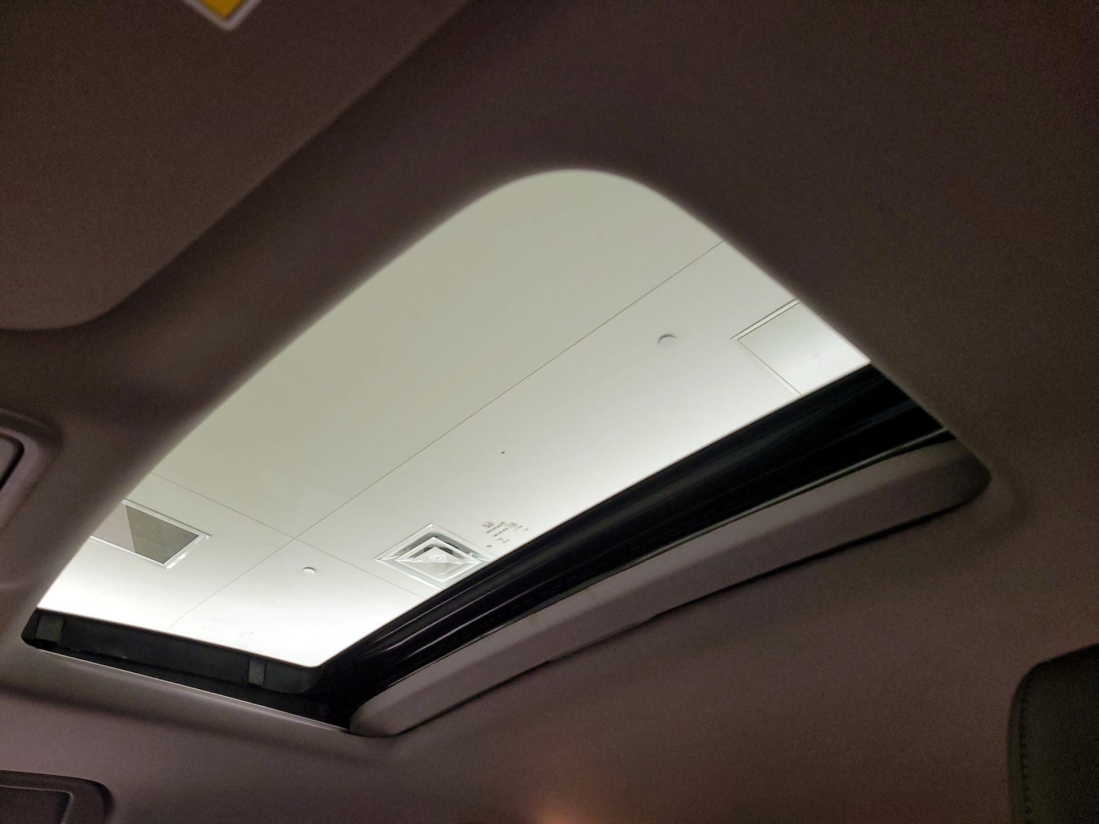 2024 Honda Odyssey EX-L - Photo 20