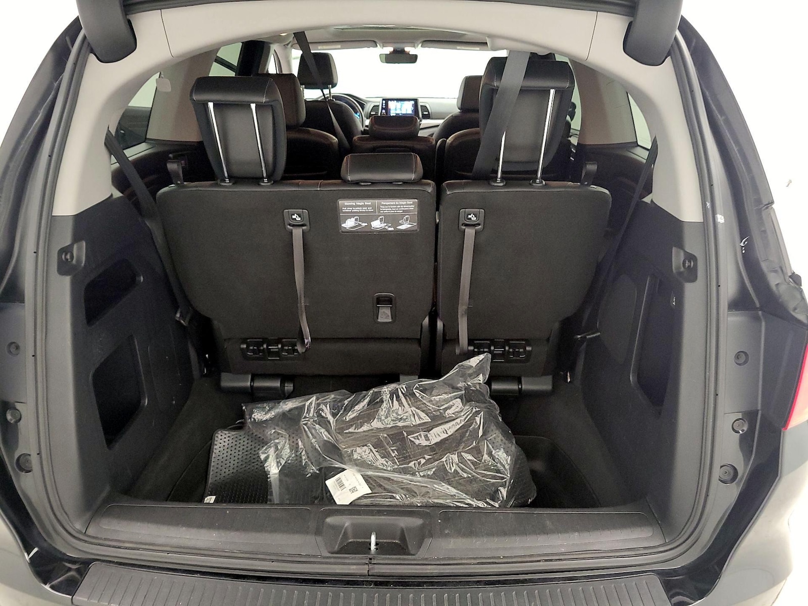 2024 Honda Odyssey EX-L - Photo 23