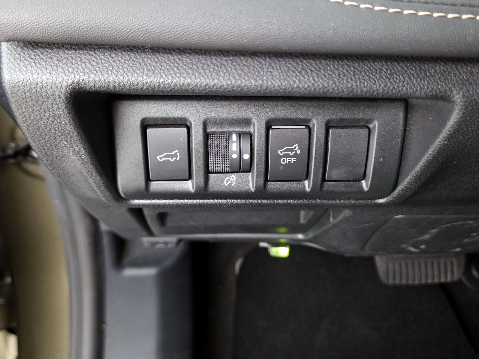 2020 Subaru Outback Limited - Photo 14