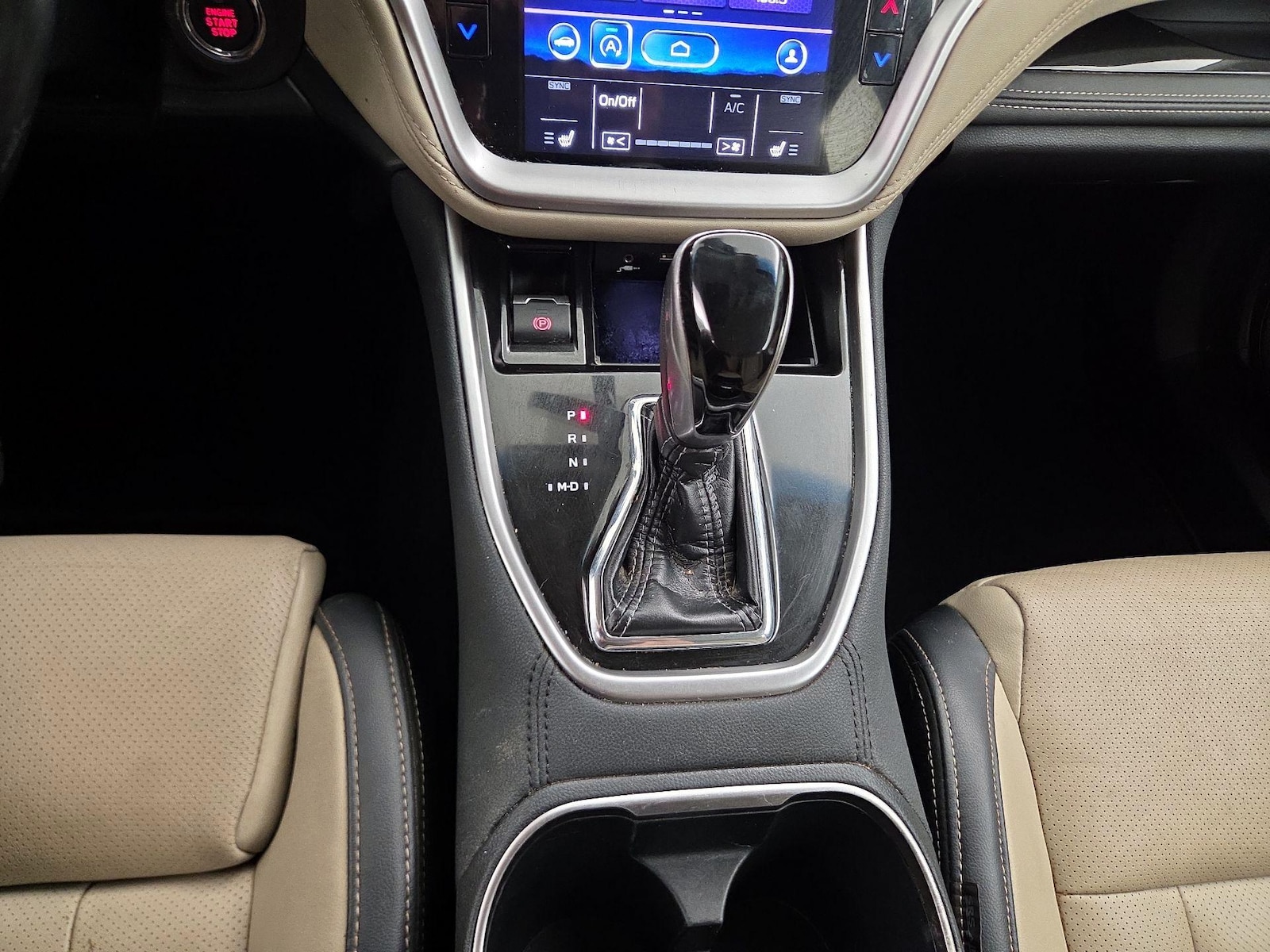 2020 Subaru Outback Limited - Photo 19