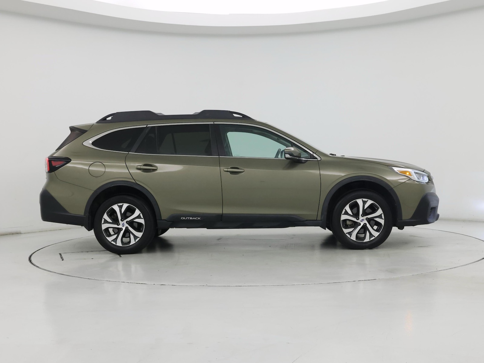 2020 Subaru Outback Limited - Photo 8