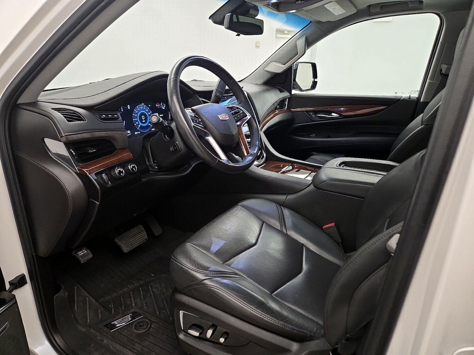 2019 Cadillac Escalade Luxury - Photo 12