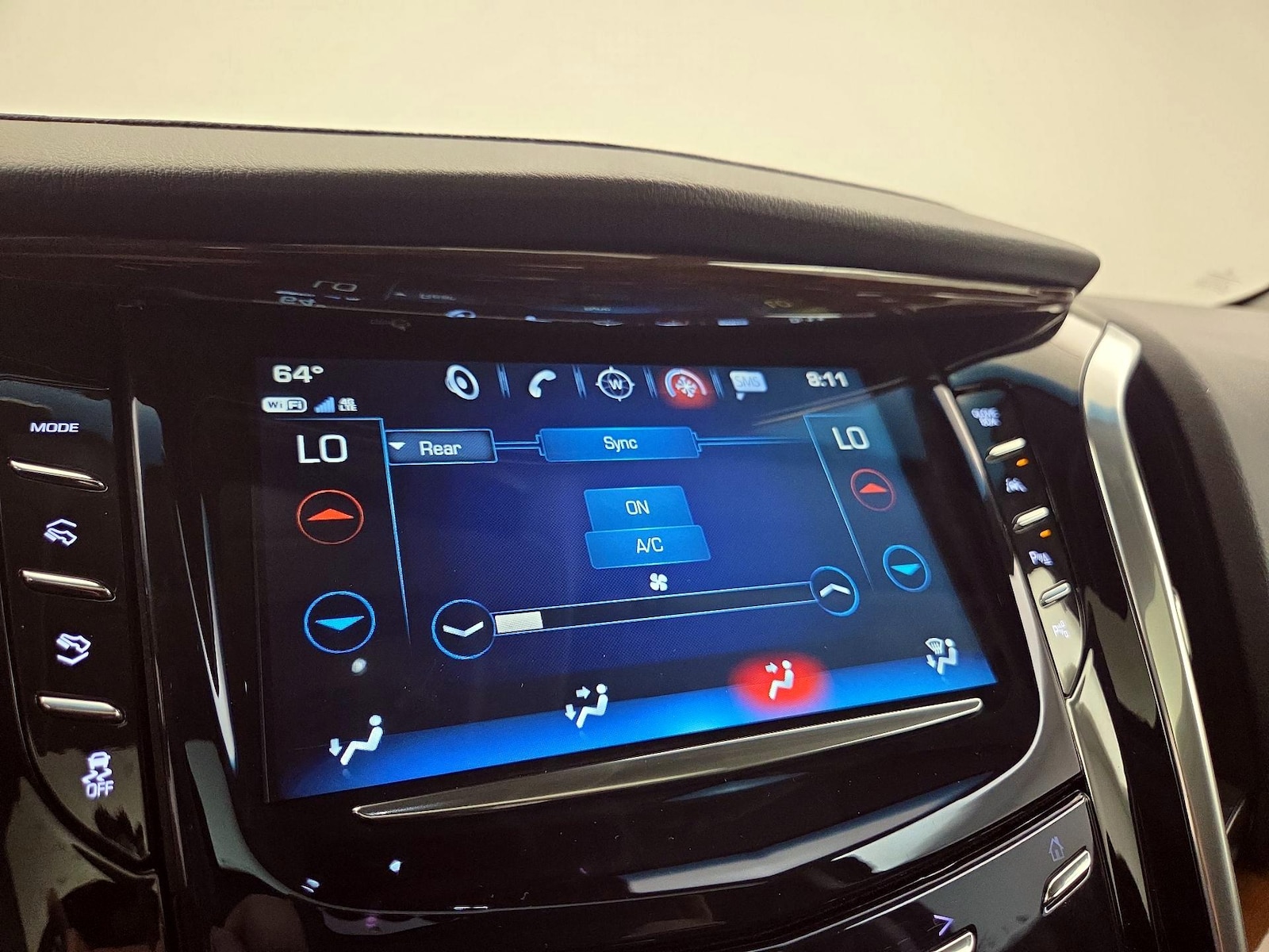 2019 Cadillac Escalade Luxury - Photo 18