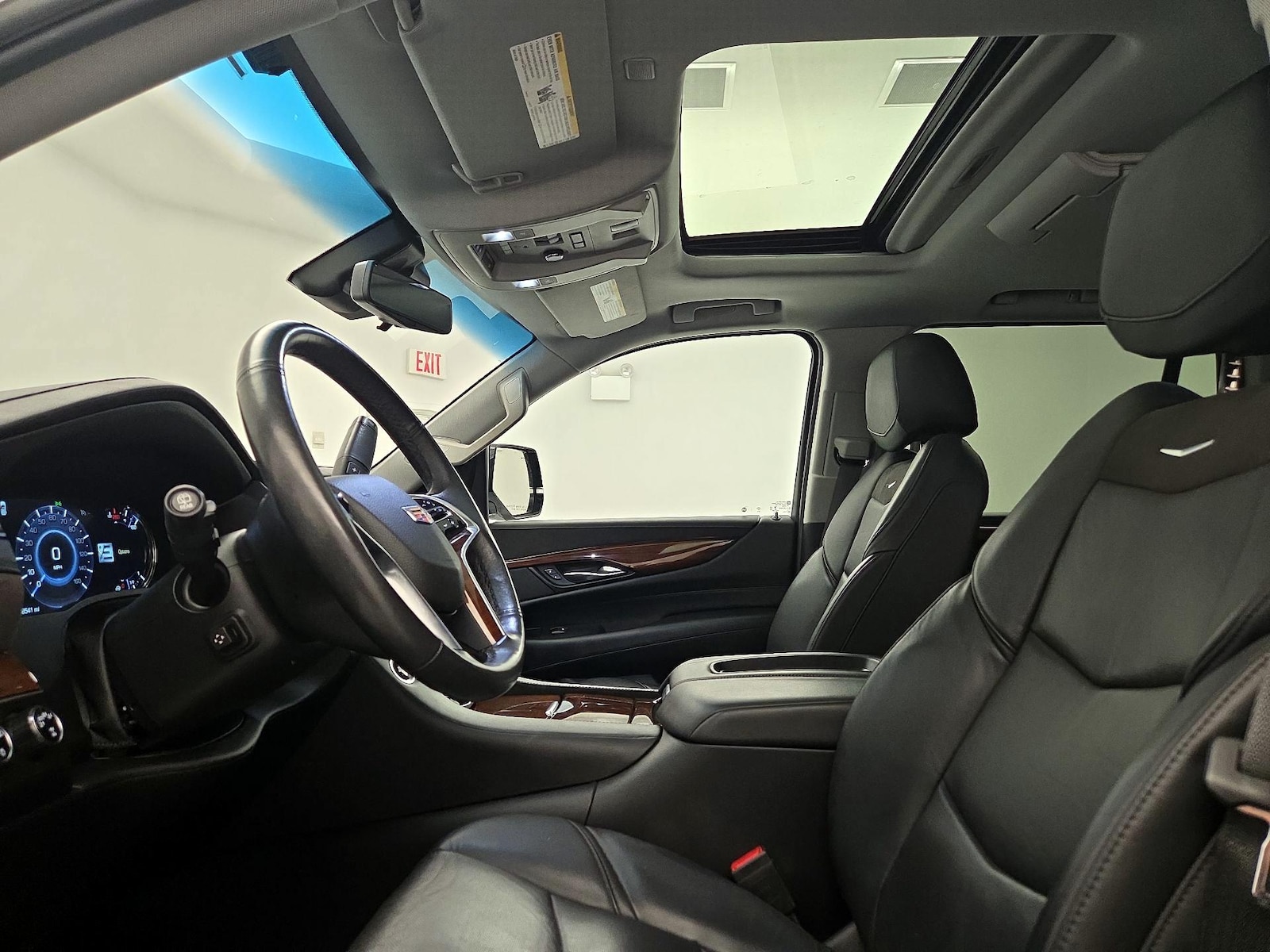 2019 Cadillac Escalade Luxury - Photo 21