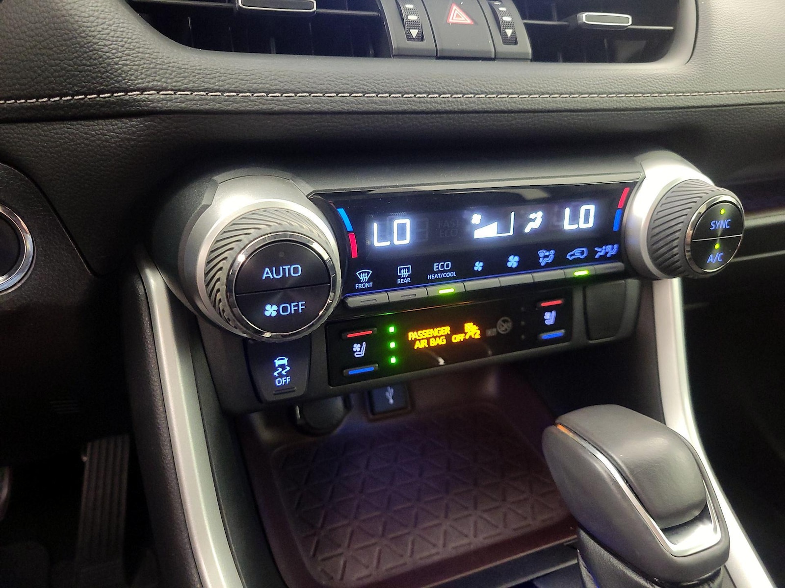 2021 Toyota RAV4 Limited - Photo 18