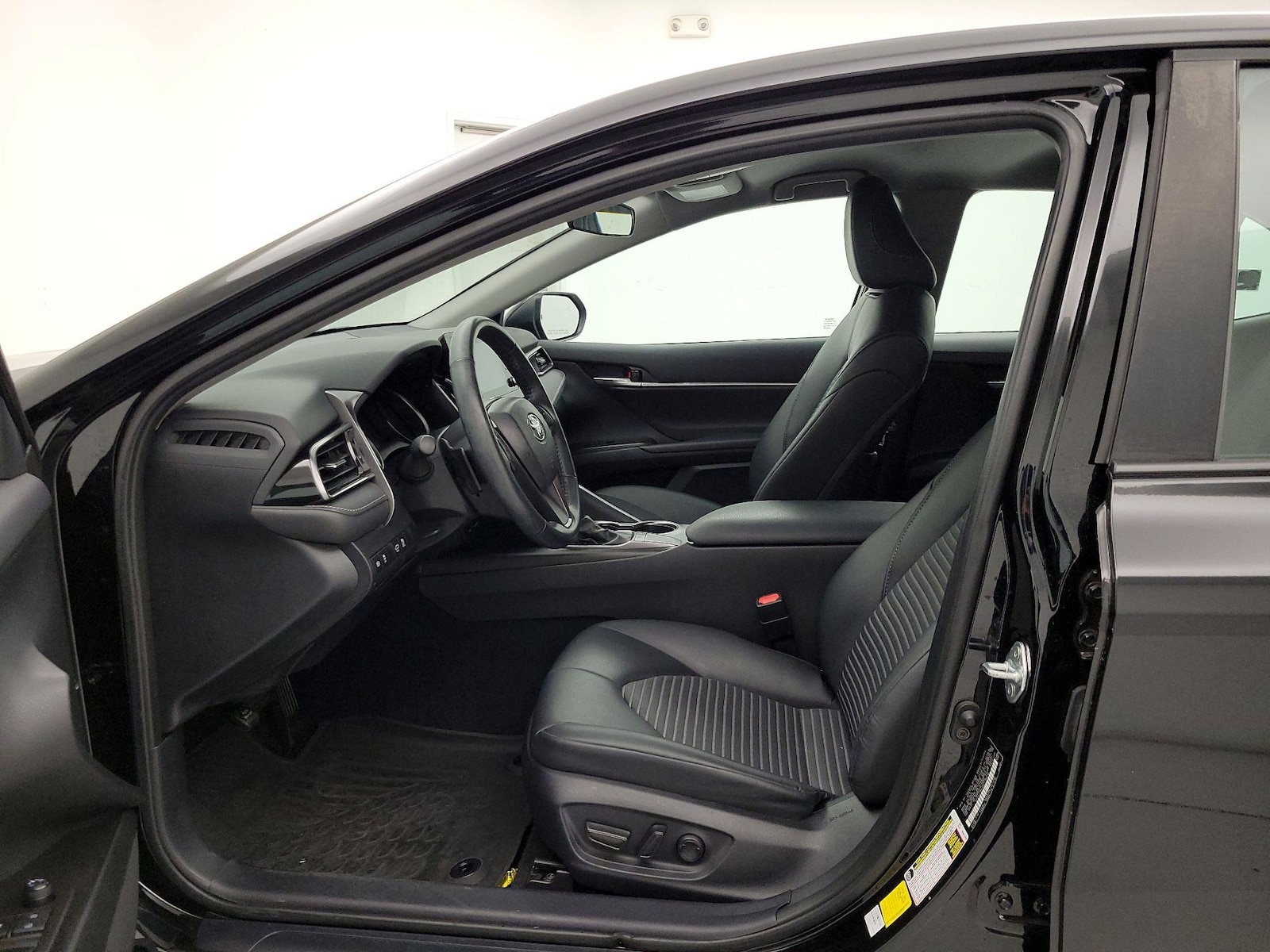 2024 Toyota Camry SE Nightshade - Photo 12