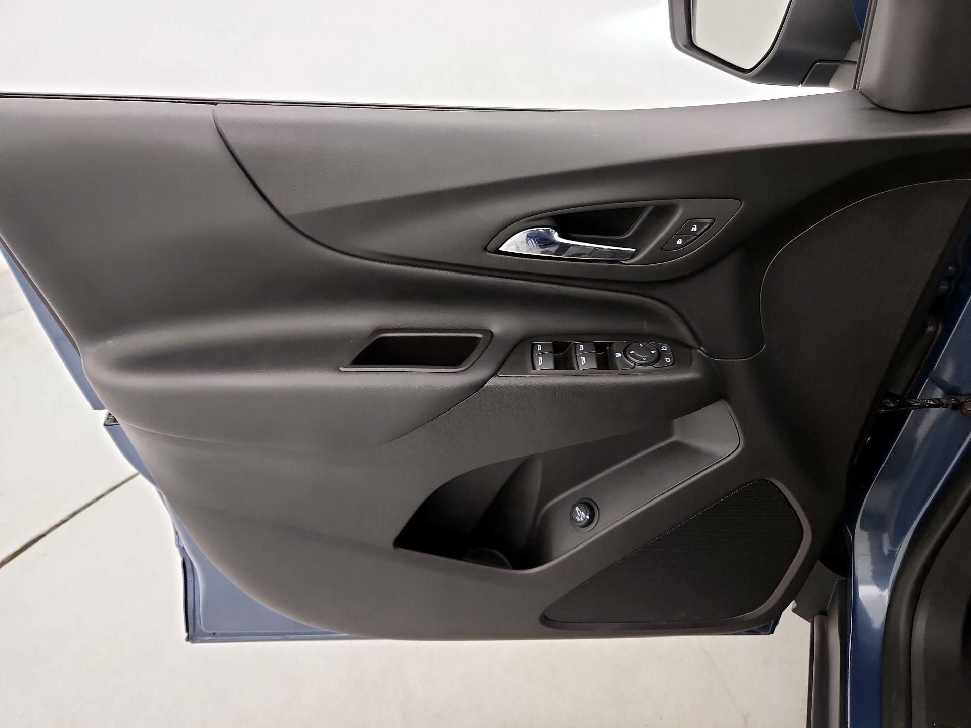 Thumbnail: 2024 Chevrolet Equinox - 12