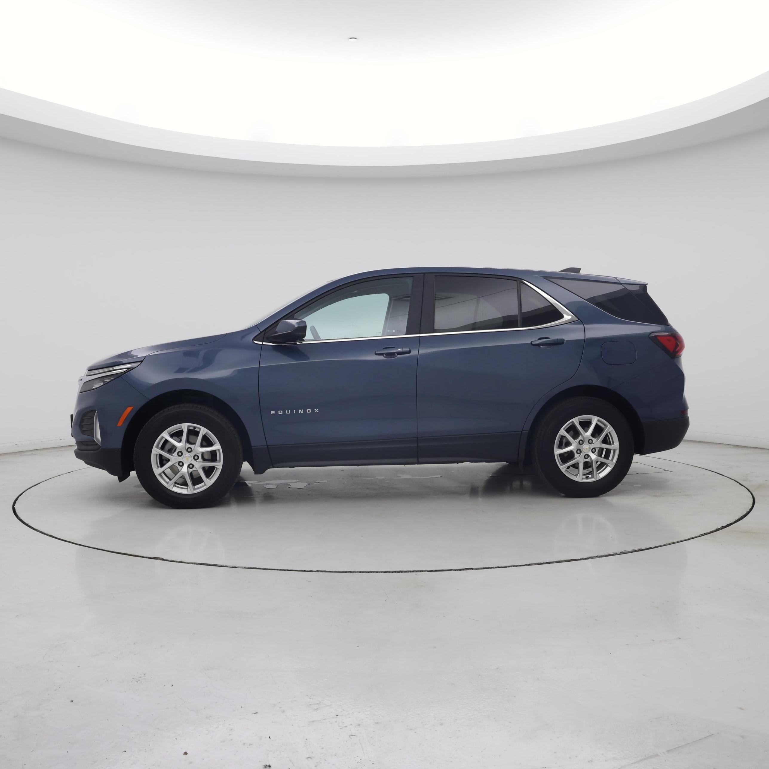 Thumbnail: 2024 Chevrolet Equinox - 3