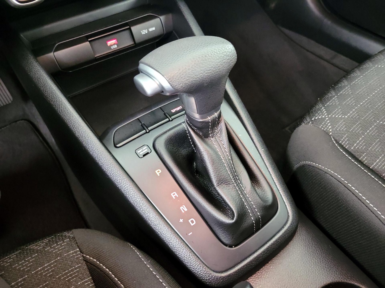 2021 Kia Rio S - Photo 18