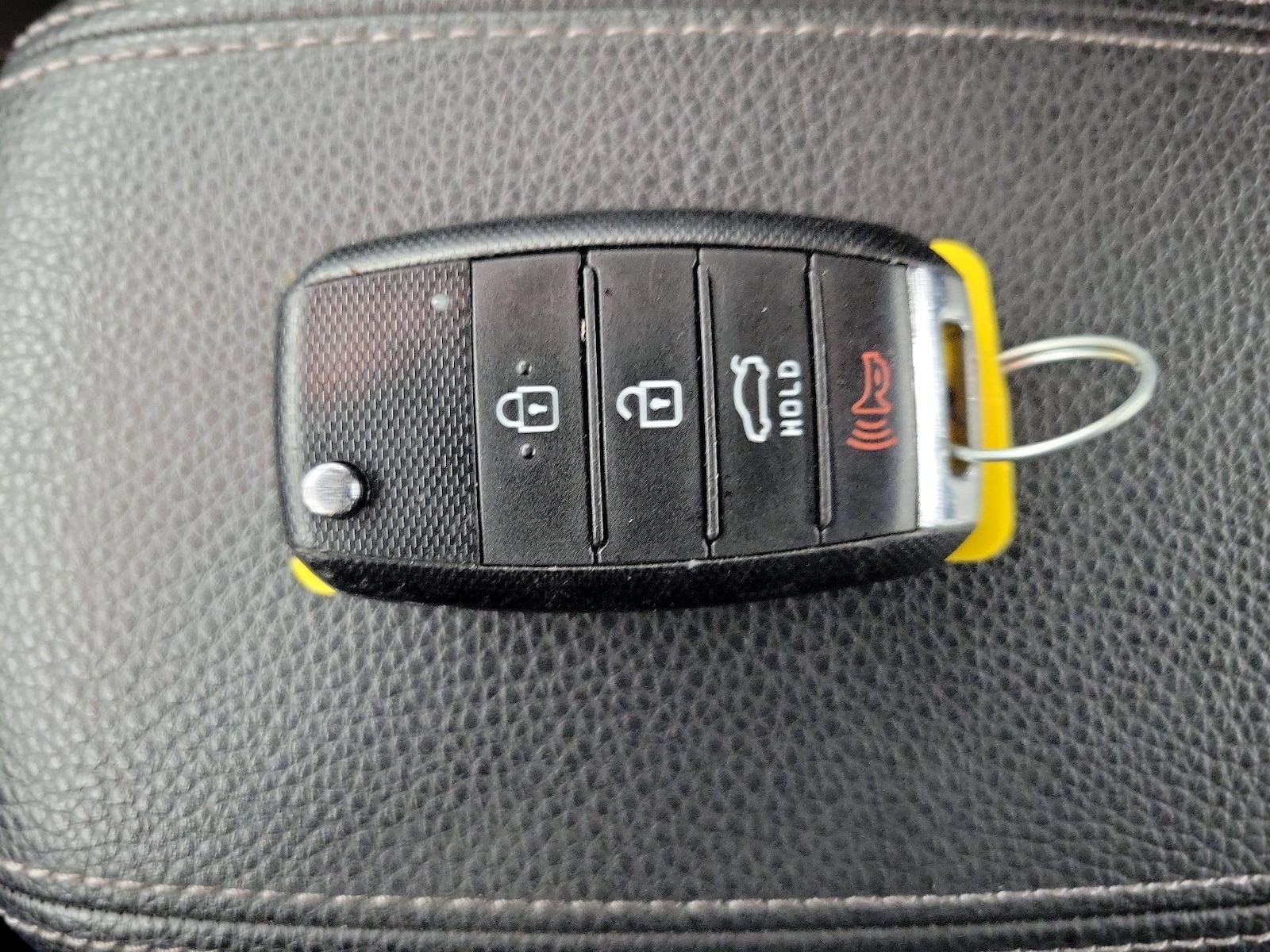 2021 Kia Rio S - Photo 23