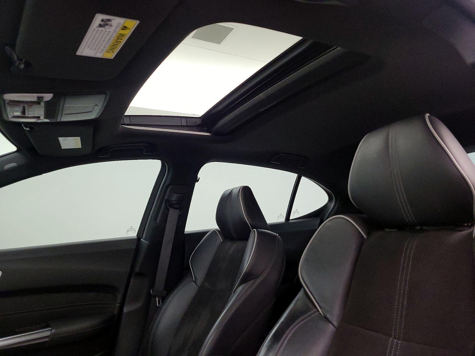 Sunroof(s) & Overhead Airbags