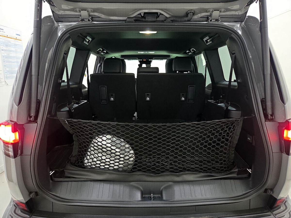 Trunk/Cargo (Seats Up)
