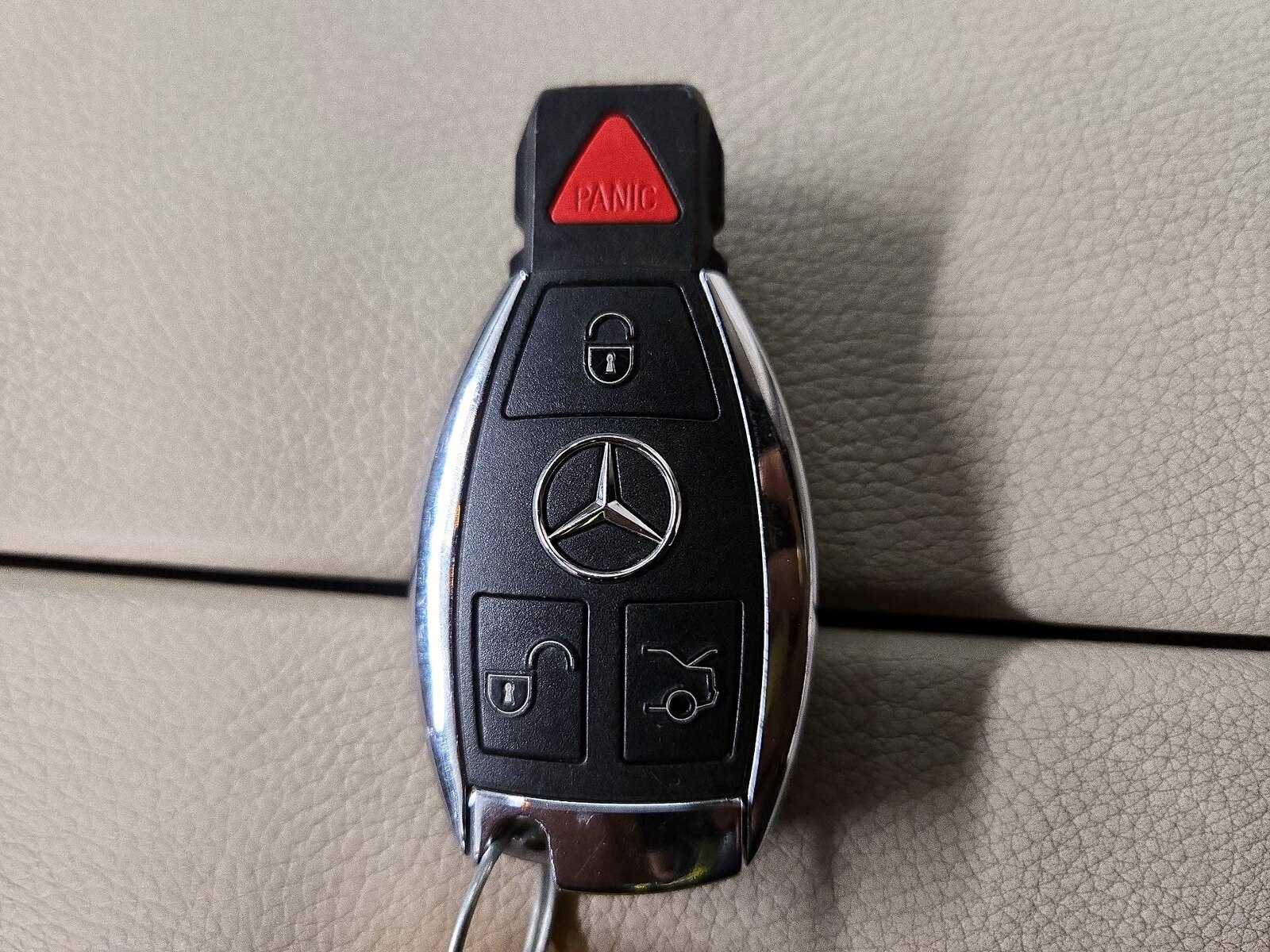 2018 Mercedes-Benz GLC GLC300 - Photo 24