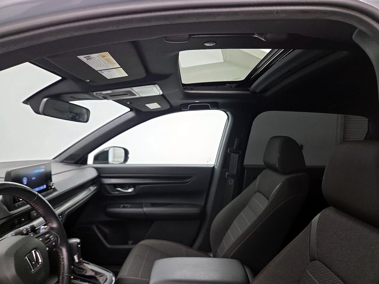 Sunroof(s) & Overhead Airbags