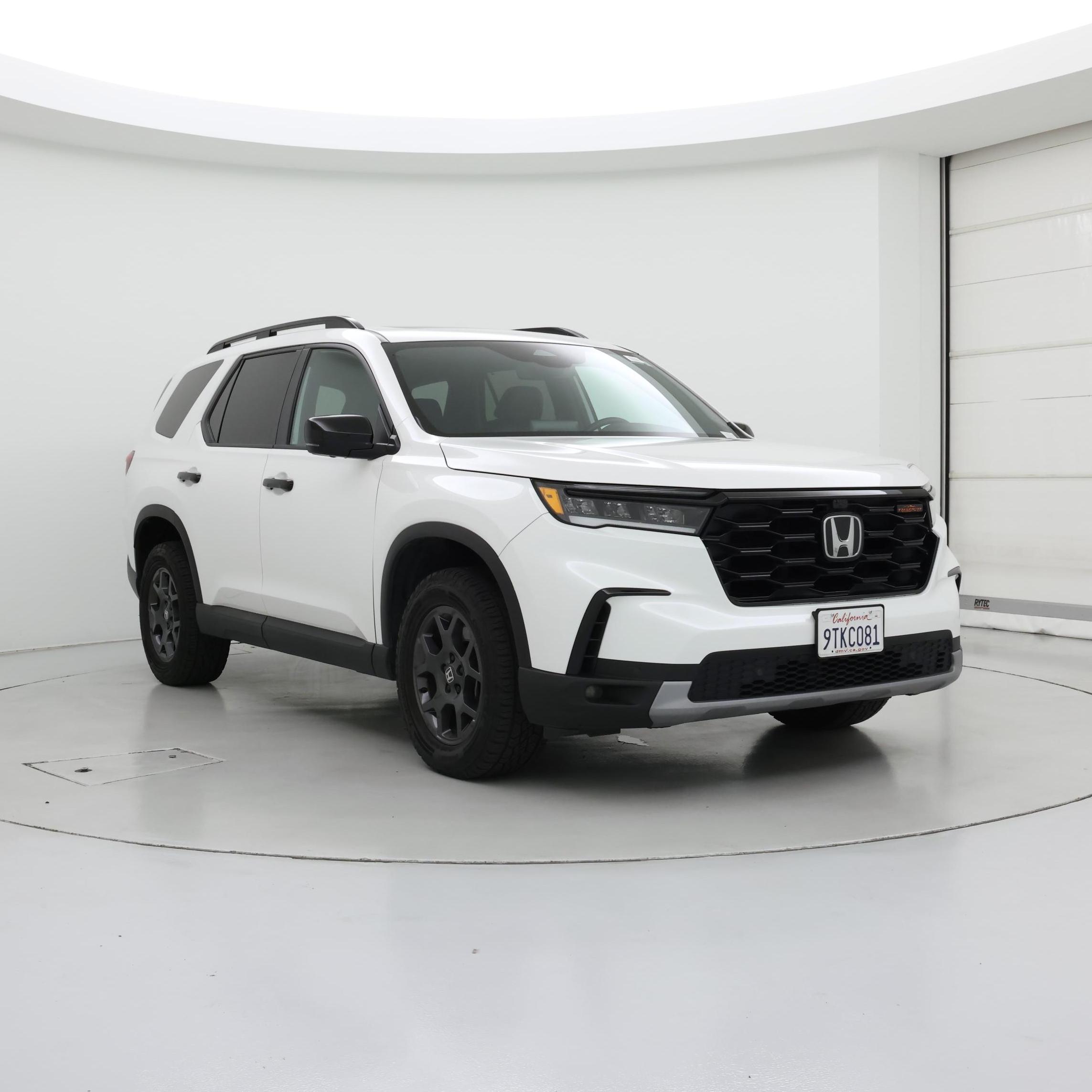 White 2025 Honda Pilot SUV / Crossover All-Wheel Drive Automatic