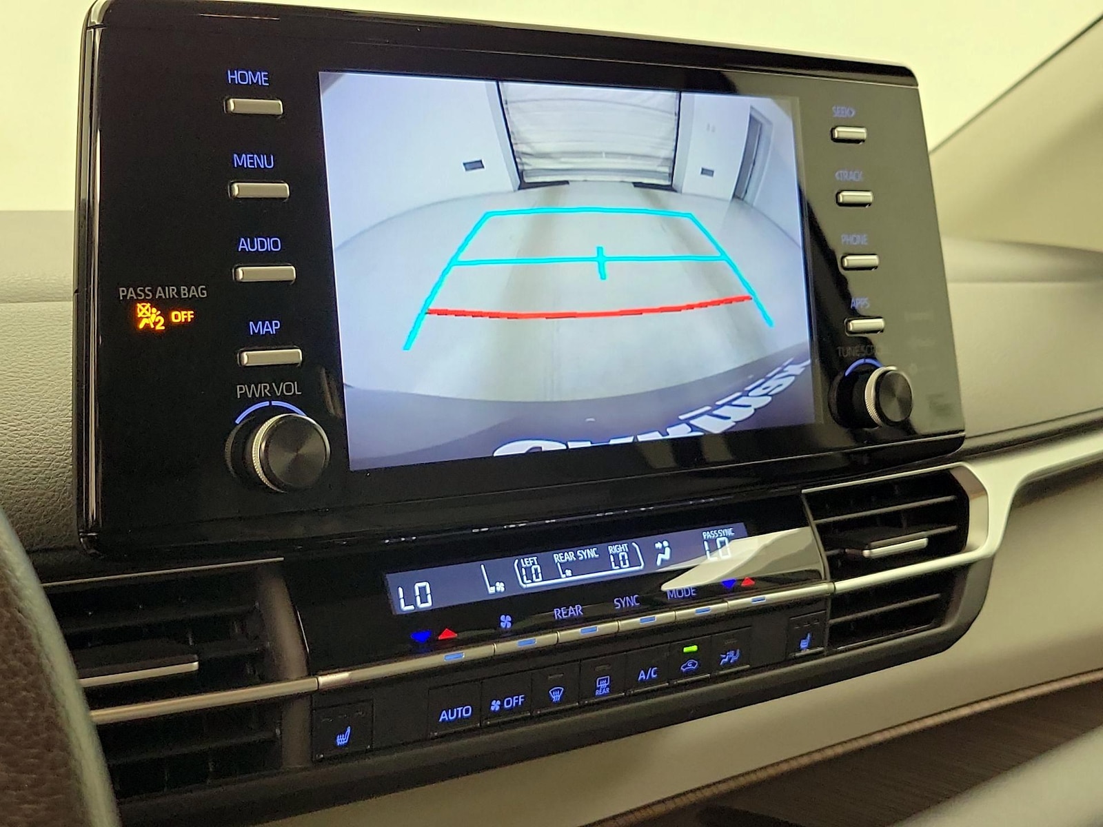 2022 Toyota Sienna XLE - Photo 15