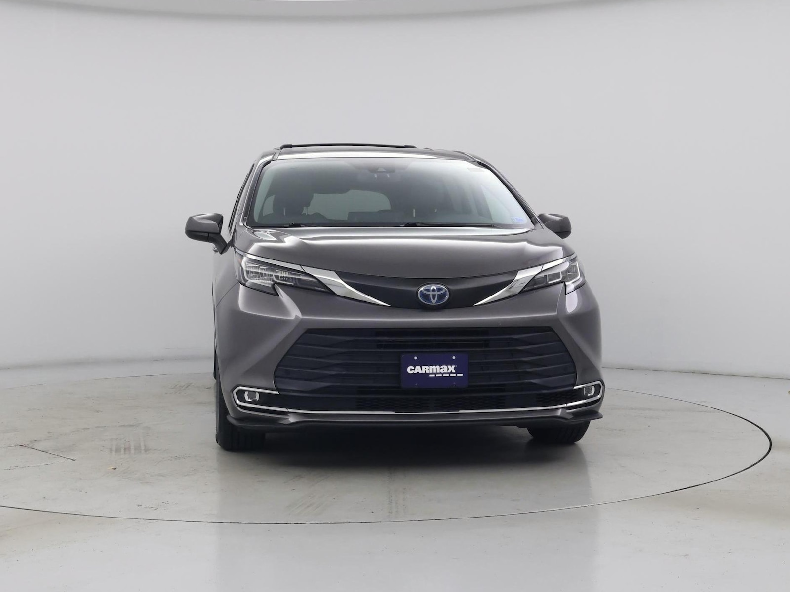 2022 Toyota Sienna XLE - Photo 6