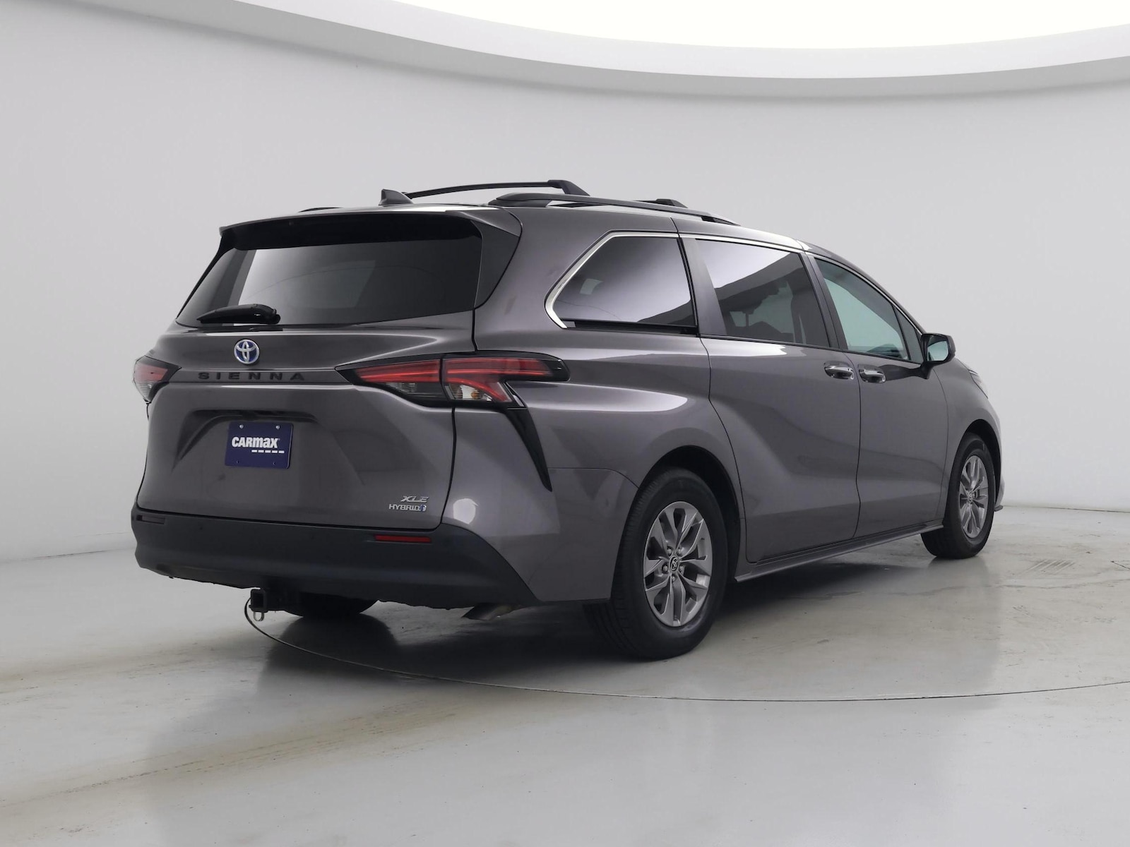 2022 Toyota Sienna XLE - Photo 9