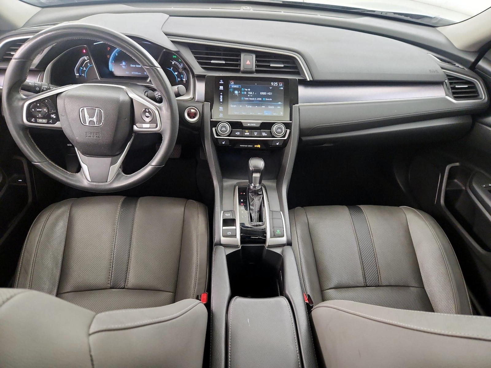 Apple CarPlay® & Android Auto™