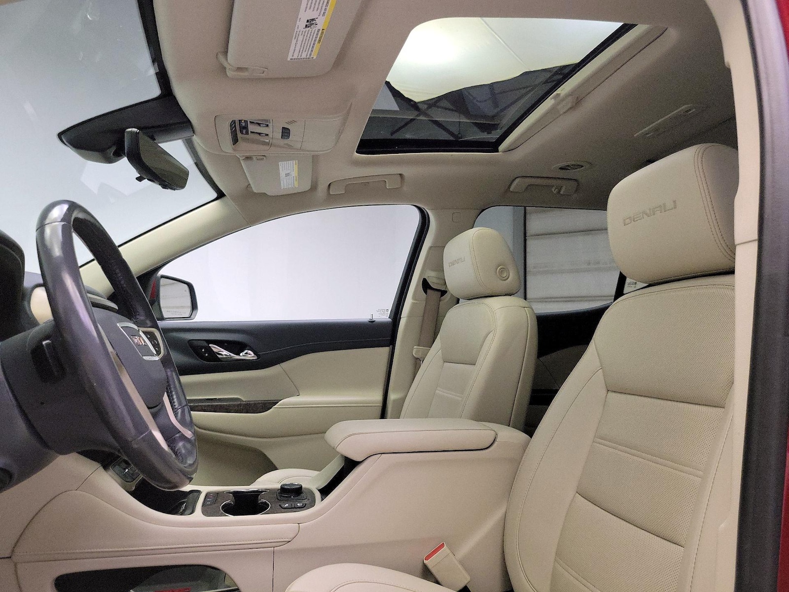 2021 GMC Acadia Denali - Photo 21