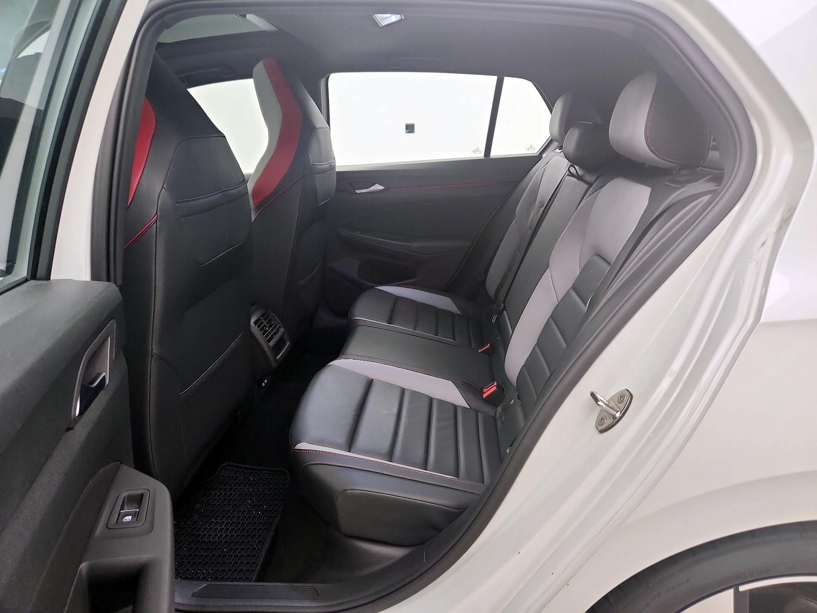 2022 Volkswagen GTI SE, photo 19