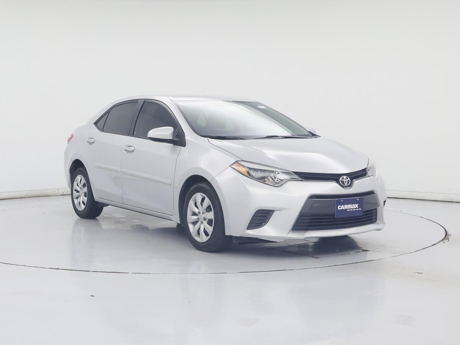 2016 Toyota Corolla LE - Photo 2