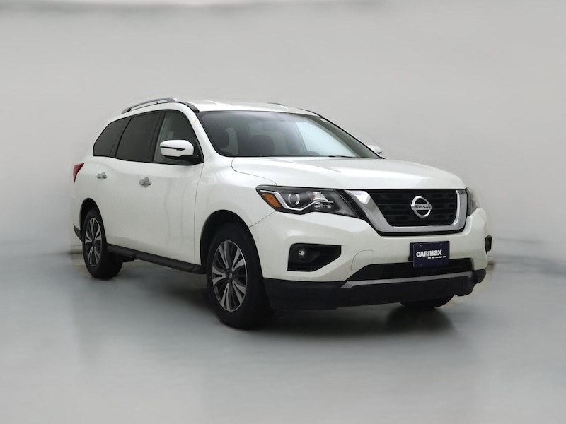 2018 Nissan Pathfinder SV
