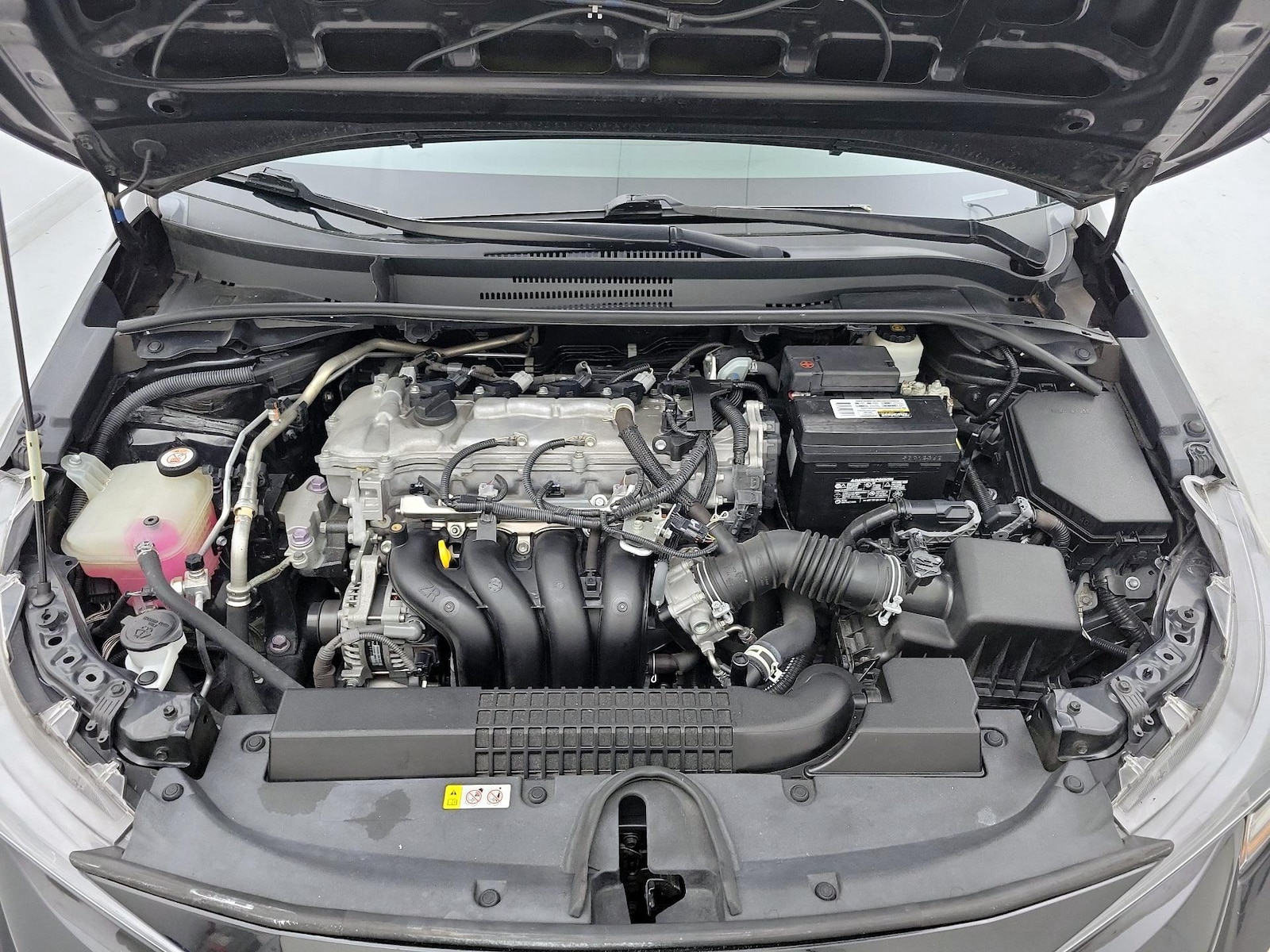 2021 Toyota Corolla LE - Photo 22