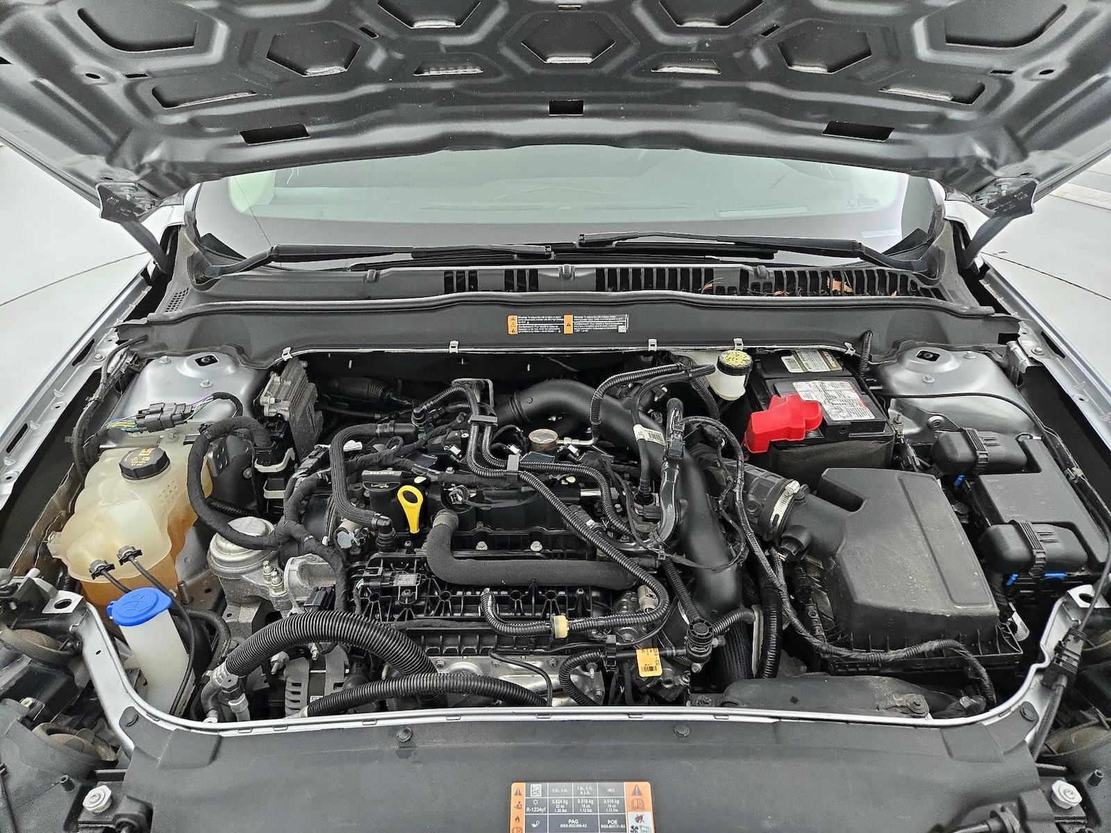 2020 Ford Fusion SE - Photo 23