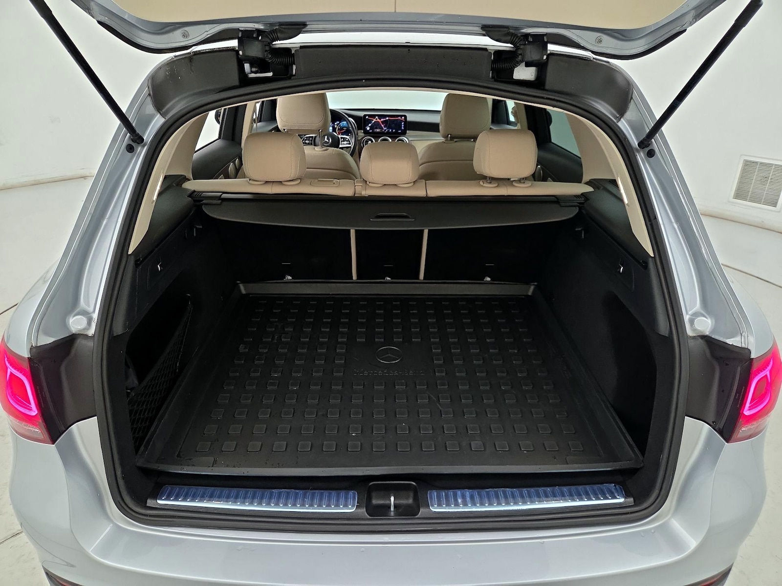 2021 Mercedes-Benz GLC GLC300 - Photo 23