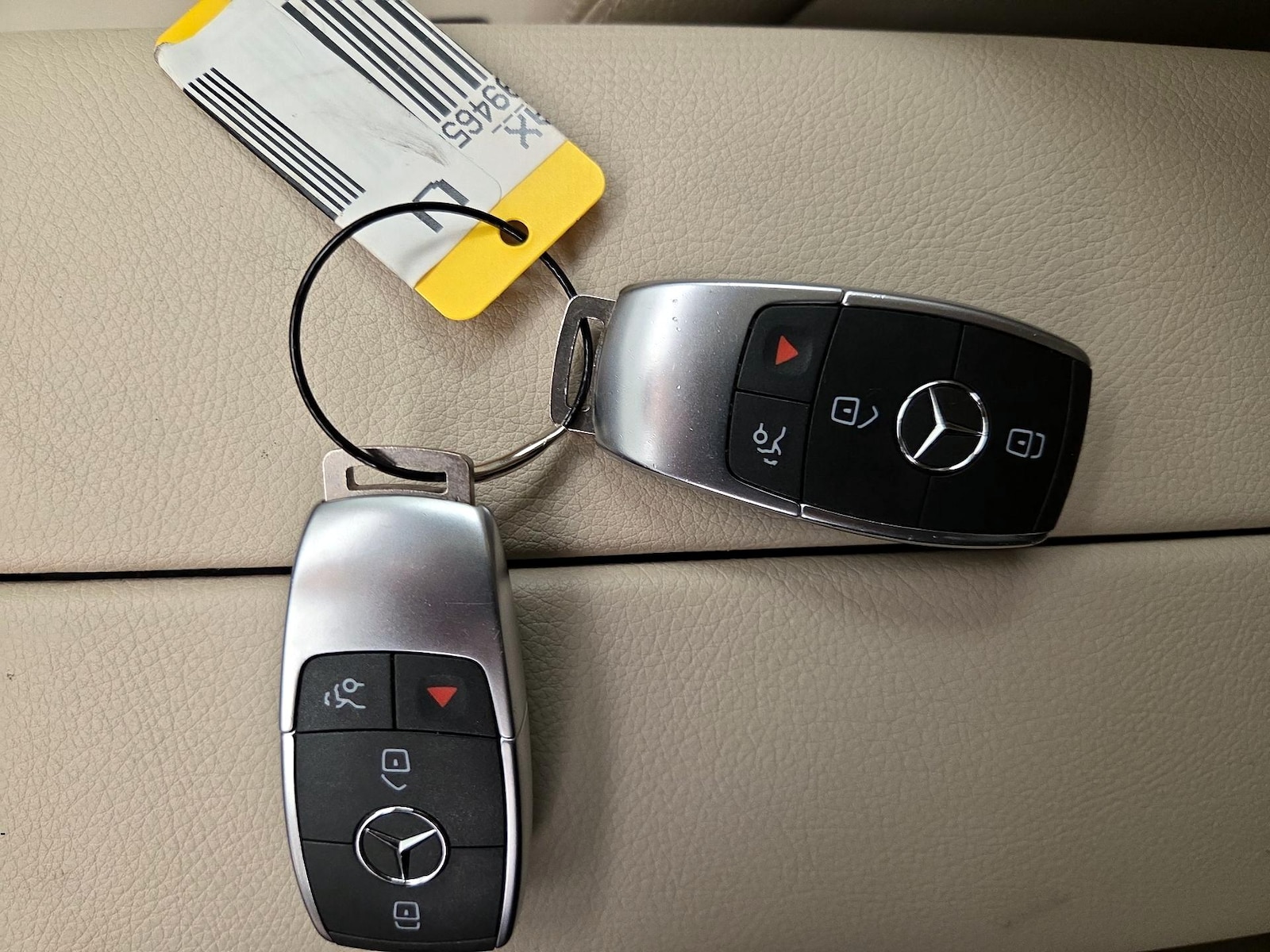 2021 Mercedes-Benz GLC GLC300 - Photo 25