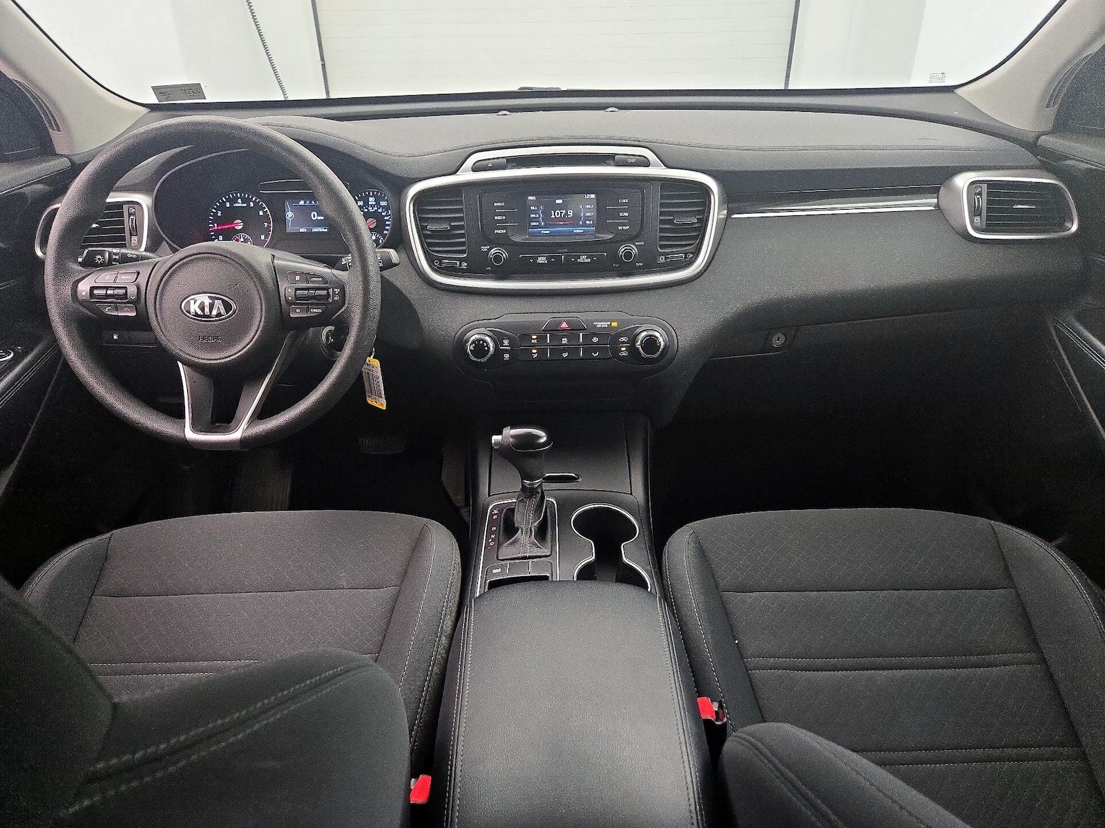 2017 Kia Sorento LX - Photo 10
