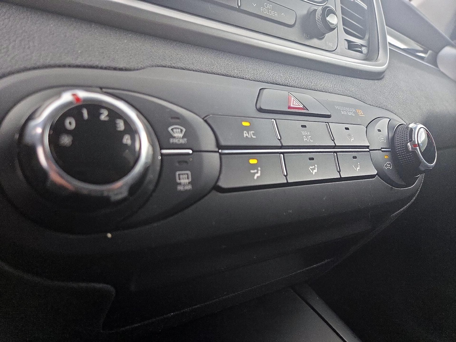 2017 Kia Sorento LX - Photo 17