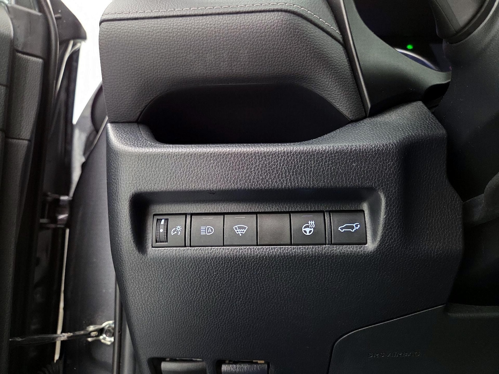 2019 Toyota RAV4 XLE Premium - Photo 14