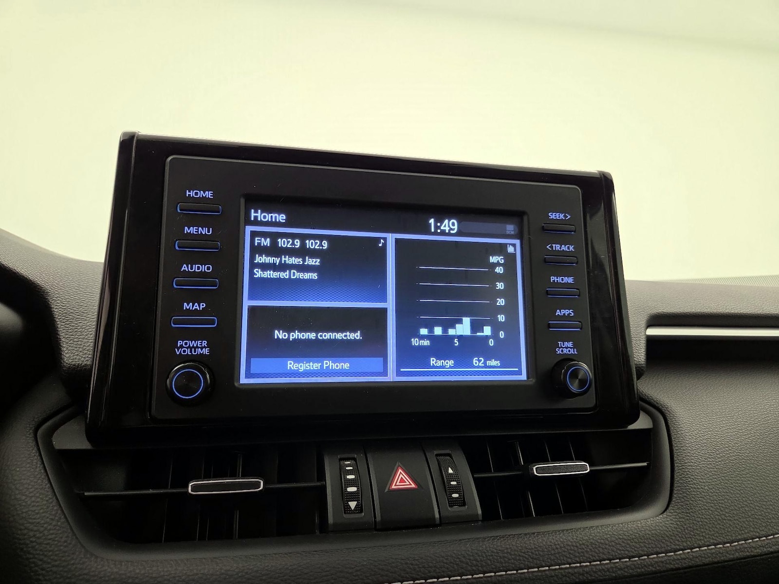 2019 Toyota RAV4 XLE Premium - Photo 16