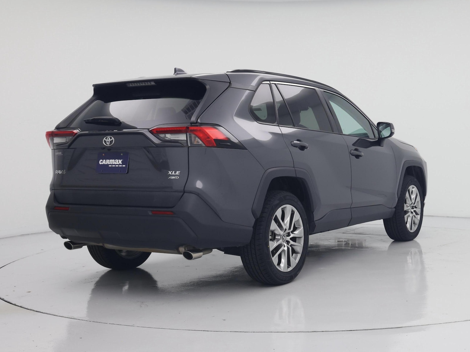 2019 Toyota RAV4 XLE Premium - Photo 9