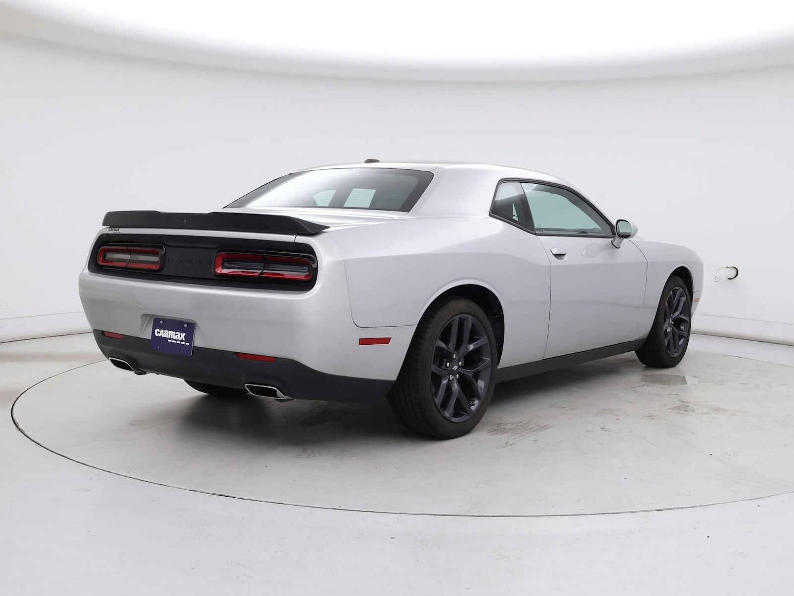 2023 Dodge Challenger SXT - Photo 9