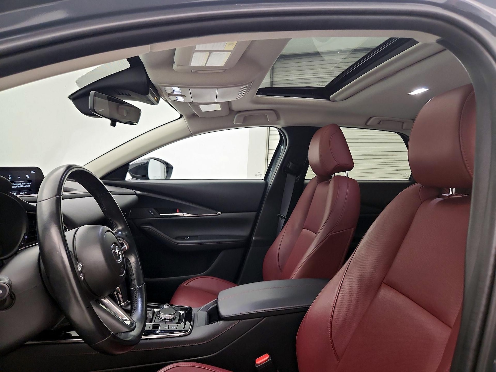Sunroof(s) & Overhead Airbags