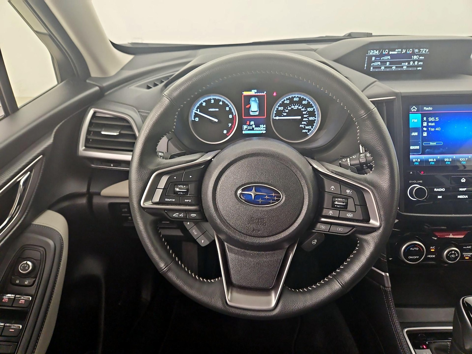 2023 Subaru Forester Limited - Photo 11