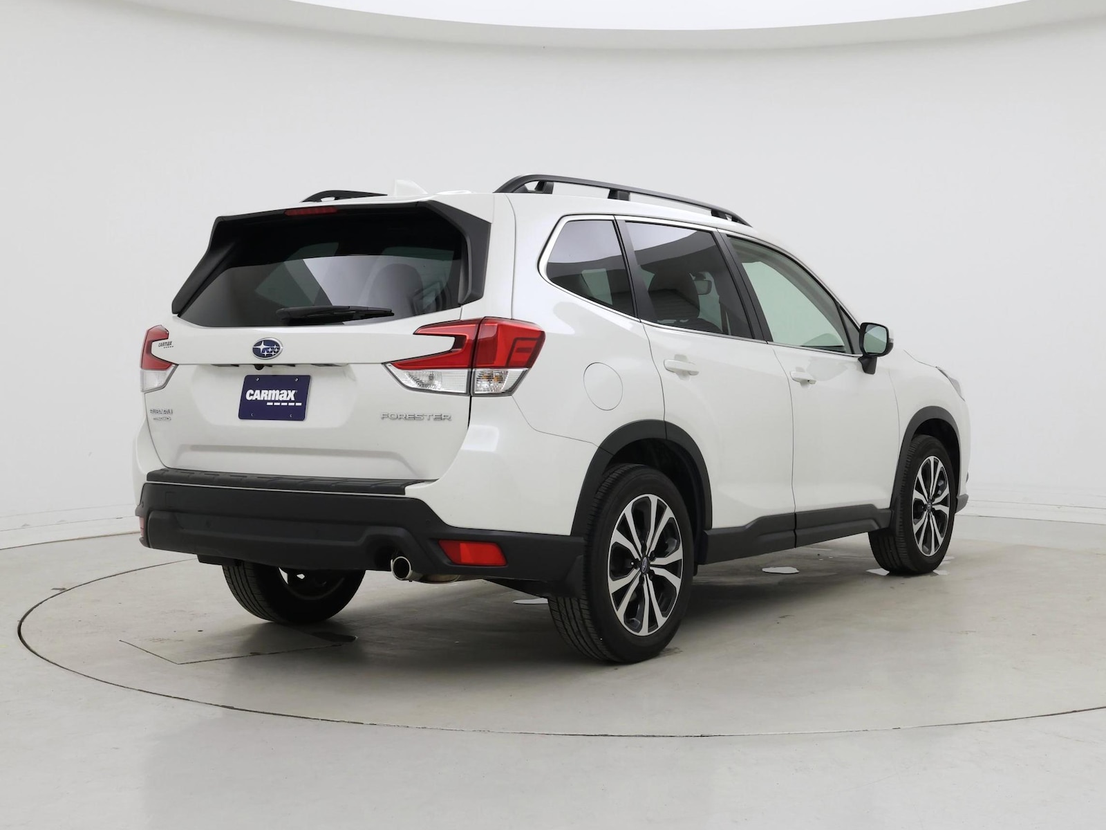 2023 Subaru Forester Limited - Photo 9
