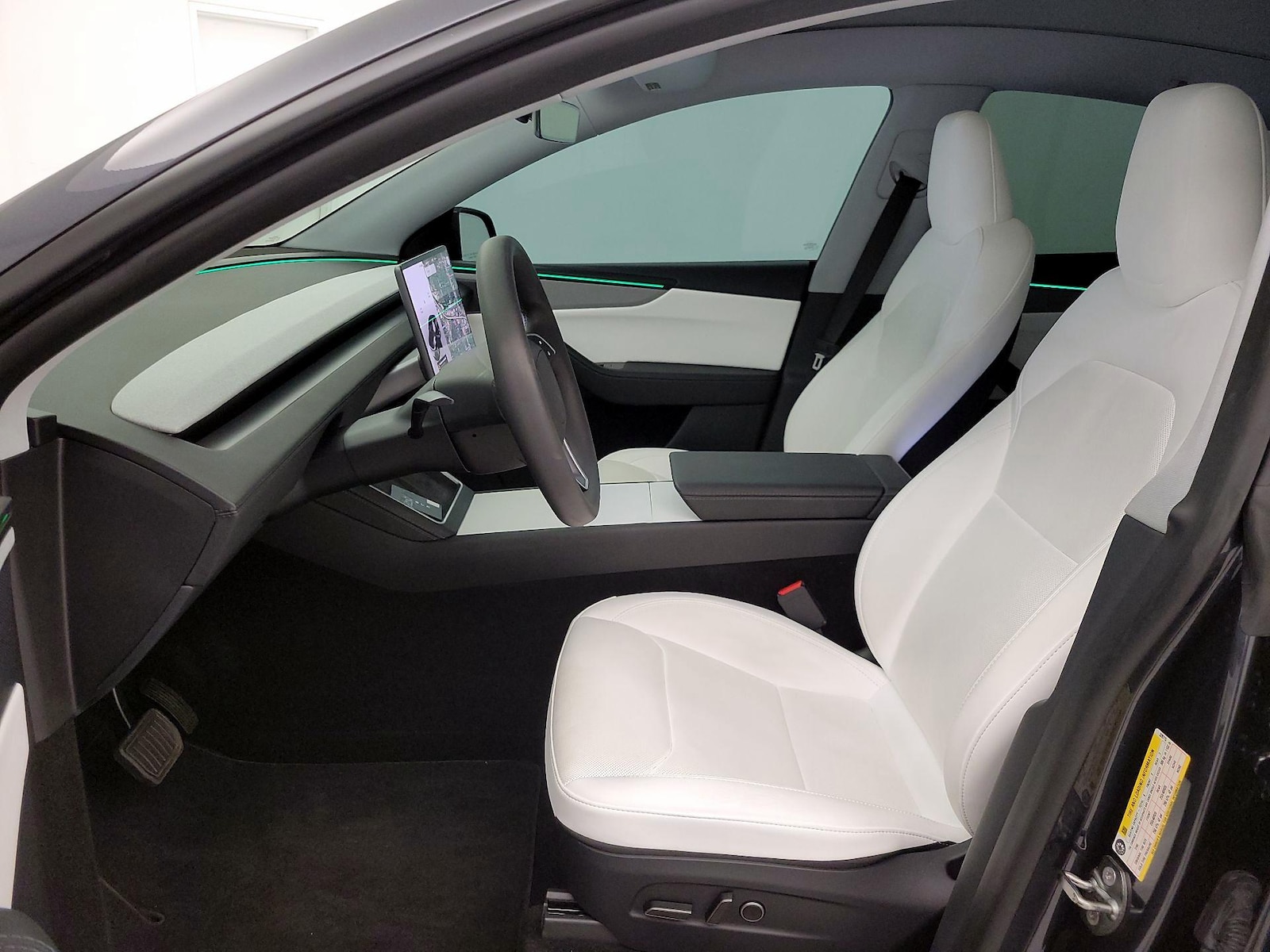 2026 Tesla Model Y Premium - Photo 12