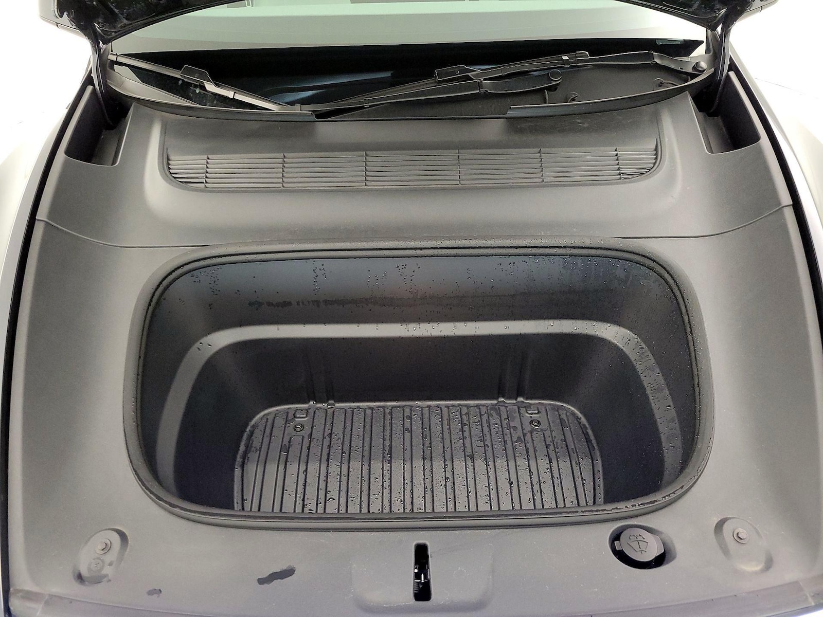 2026 Tesla Model Y Premium - Photo 22