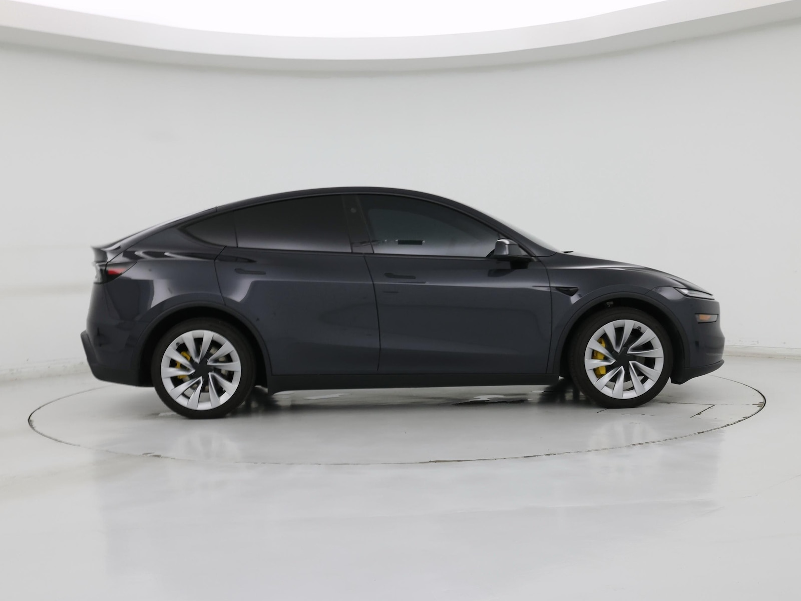 2026 Tesla Model Y Premium - Photo 8
