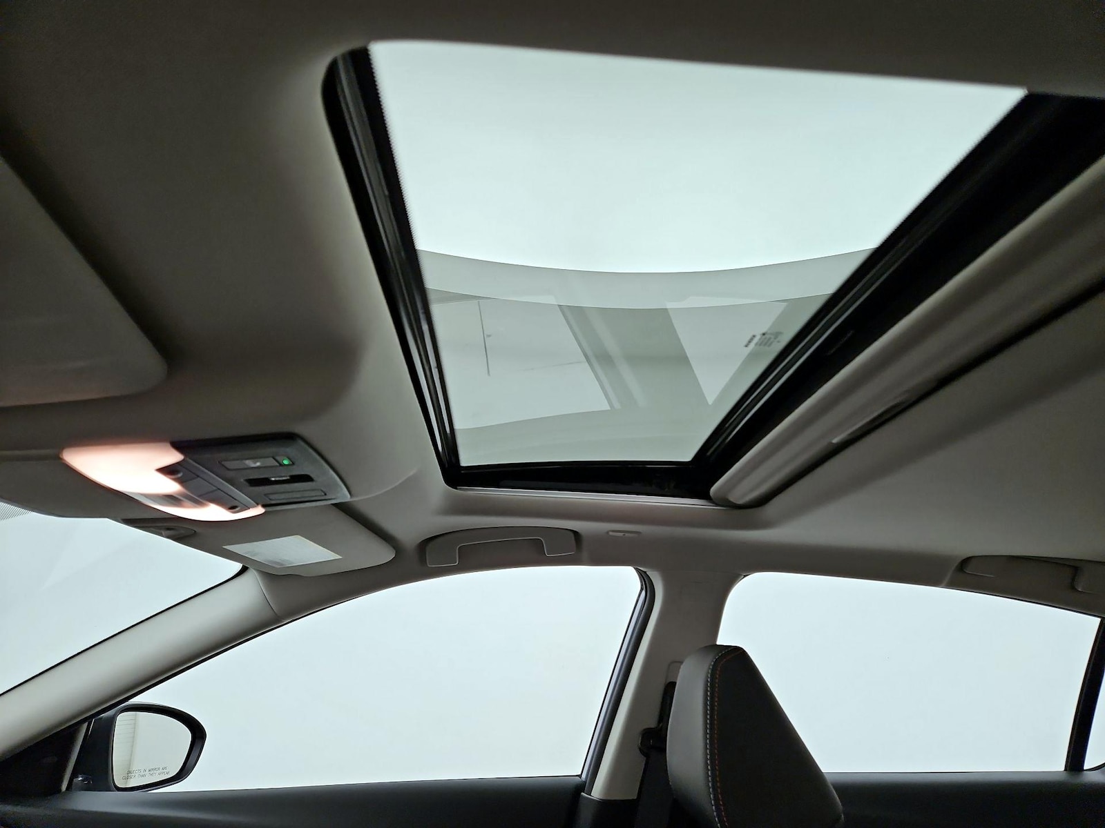 Sunroof(s) & Overhead Airbags