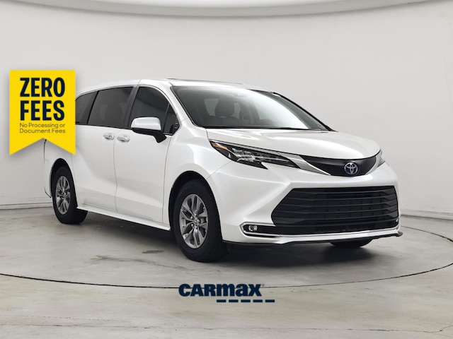 White 2024 Toyota Sienna Minivan Front-Wheel Drive Automatic